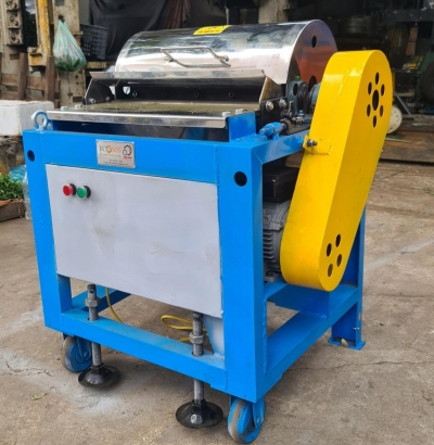 Máy tách sợi lá dứa